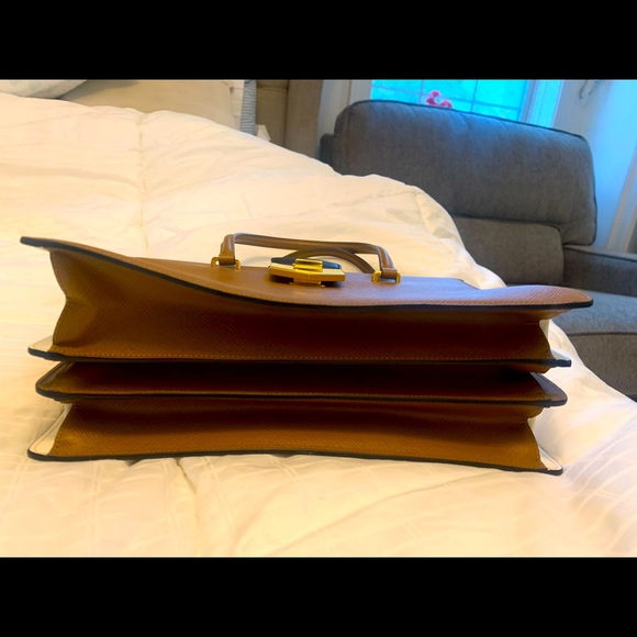 Prada bag - Picture 6 of 8